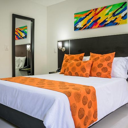 Hotel Montes De La Castellana Армения Экстерьер фото