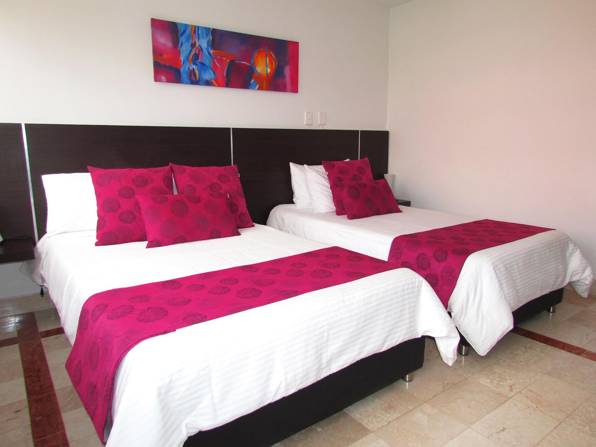 Hotel Montes De La Castellana Армения Экстерьер фото