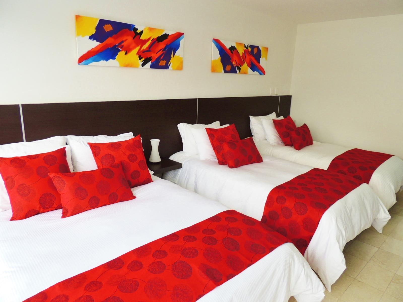 Hotel Montes De La Castellana Армения Экстерьер фото