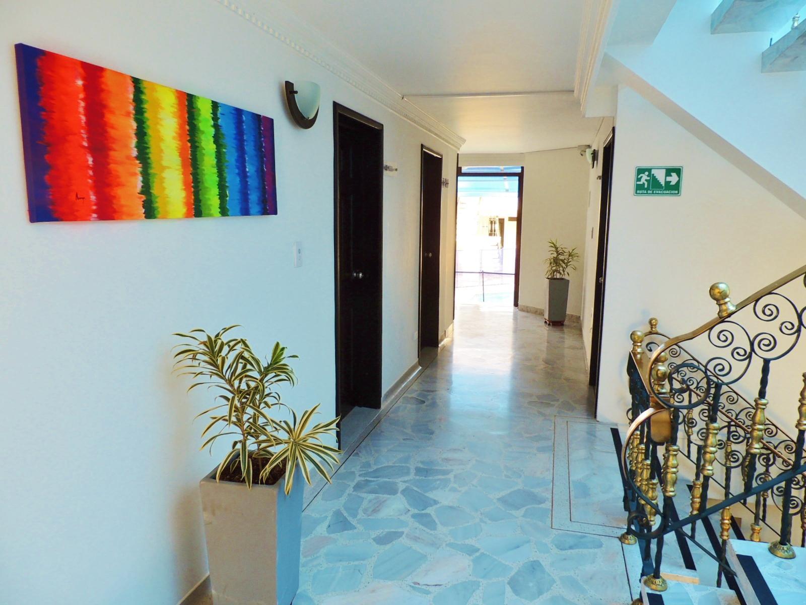 Hotel Montes De La Castellana Армения Экстерьер фото