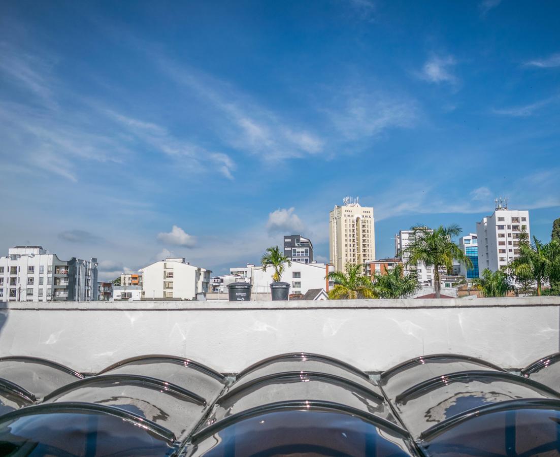 Hotel Montes De La Castellana Армения Экстерьер фото